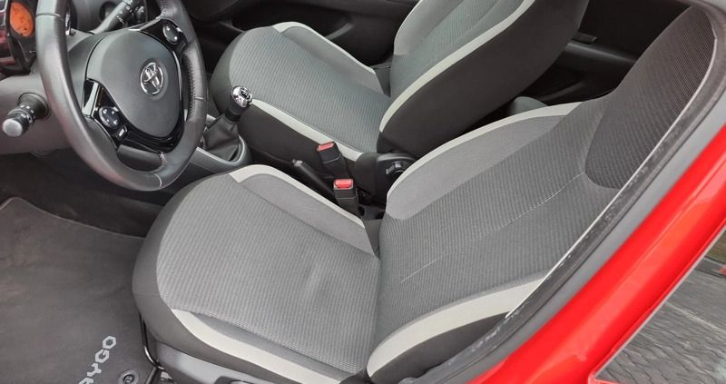 Toyota Aygo cena 47900 przebieg: 60422, rok produkcji 2021 z Lewin Brzeski małe 379